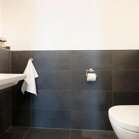Apartment Kellenhus 8 *